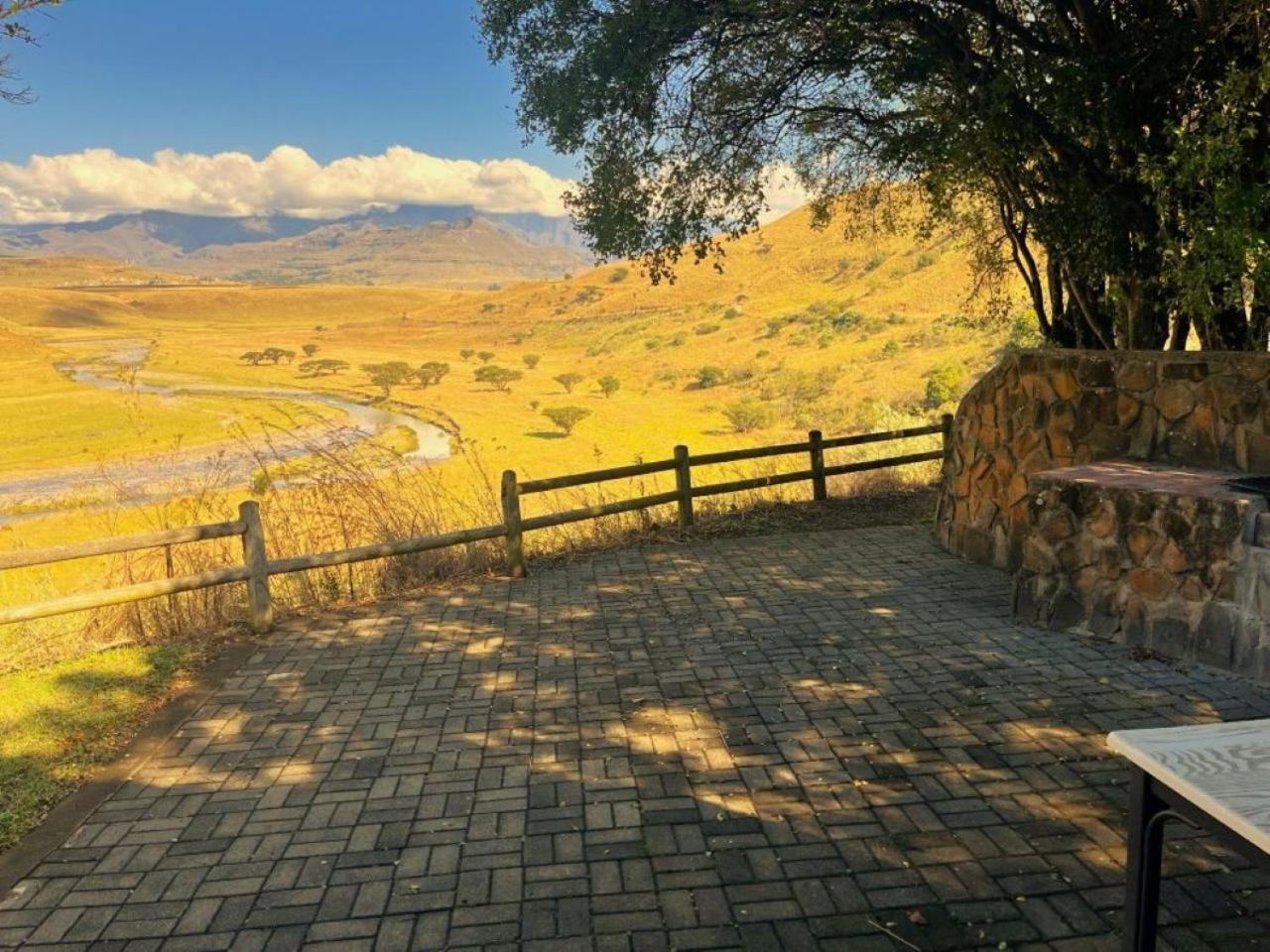 Hlalanathi Drakensberg Resort Bergville Exterior photo