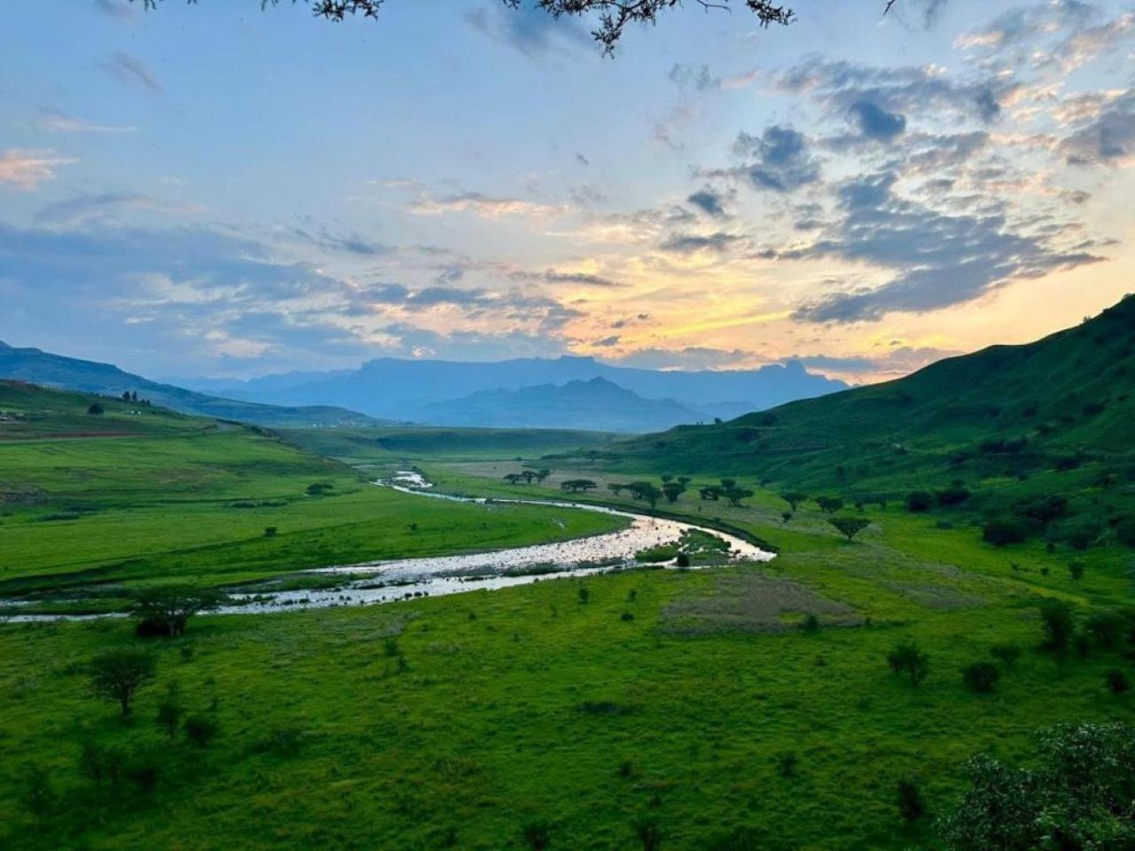 Hlalanathi Drakensberg Resort Bergville Exterior photo